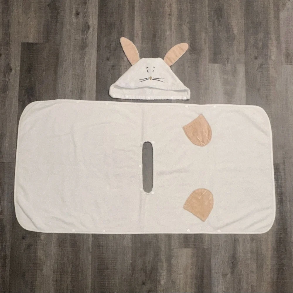 💞 Adorable Cream Bunny Rabbit Kids Poncho-Style Hooded Towel